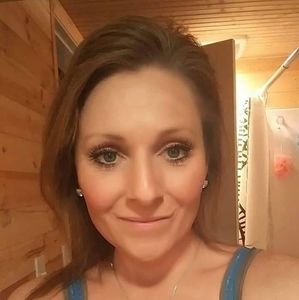 Meet your Posher, Joanie